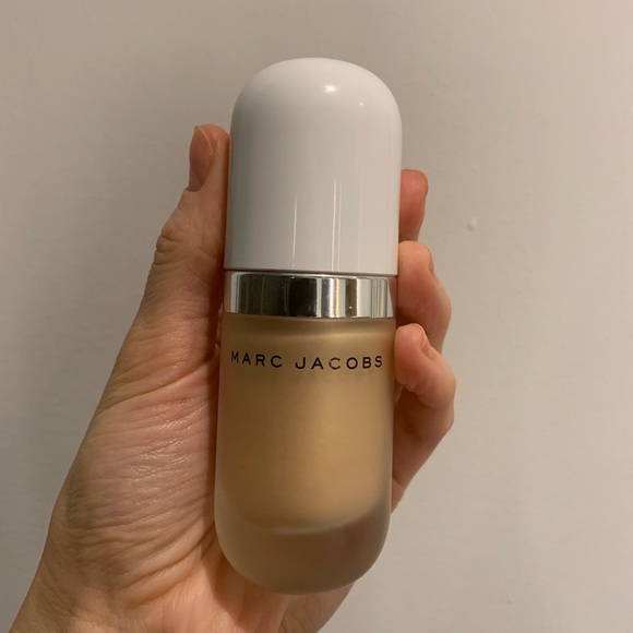 Marc Jacobs Dew You Dew Drops coconut gel highlighter - Picture 3 of 6